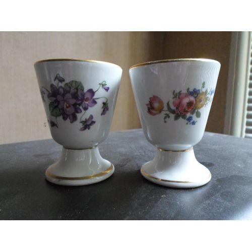2 Tasses En Porcelaine Veritable Cd , Motif À Fleur