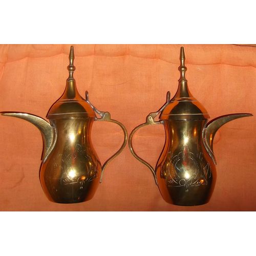 Duo De Theieres En Cuivre Doré