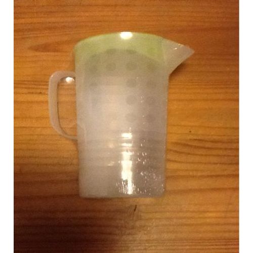 Carafe Plus Gobelets En Plastique