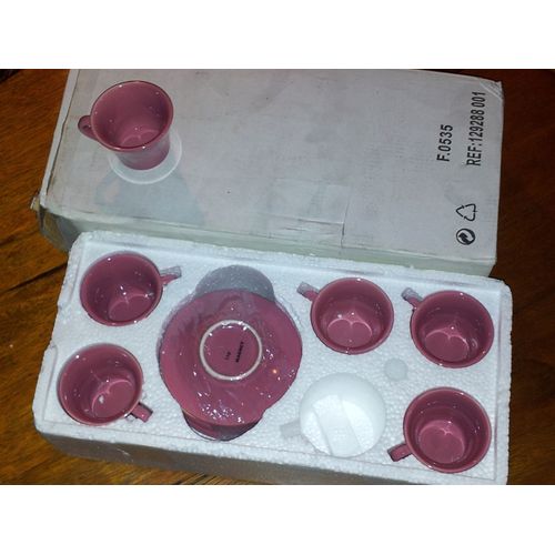 6 Tasses A Cafe Rose Et 6 Sous Tasses Assortis Rose