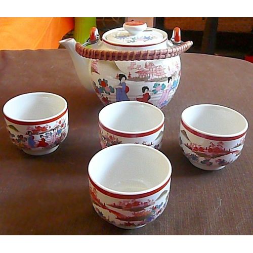 Service A Thé De Chine & Ses Tasses Assorties