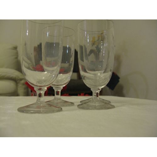 Lot De 4 Verres À Pied En Forme Flûte