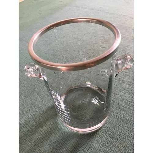 Seau À Champagne En Verre Torsadé Avec Jolies Anses