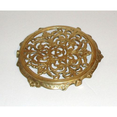 Dessous De Plat En Laiton Vintage Motif Feuillages Stylisé