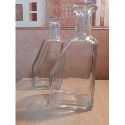 Lot De 2 Anciennes Carafes De Bistrot En Verre