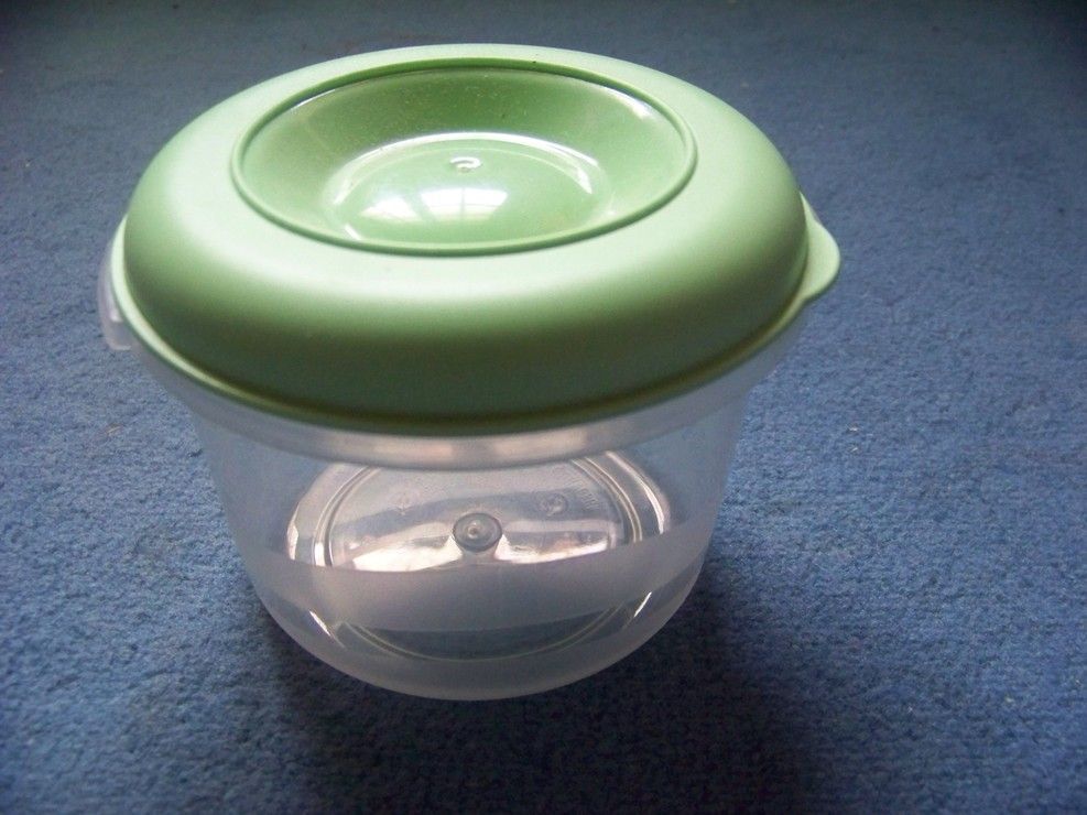 Boite Plastique Ronde Couvercle Vert