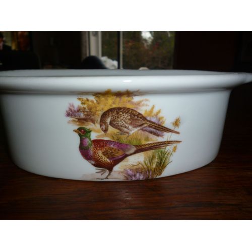 Terrine En Porcelaine De Couleuvre (Allier) Décorée De Faisans Et De Perdrix.