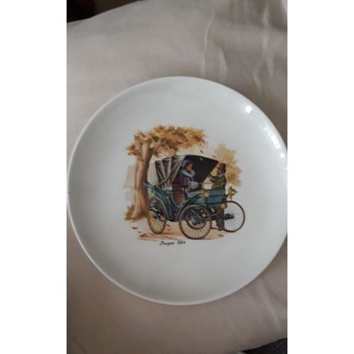 2 Assiettes "Vieilles Voitures"
