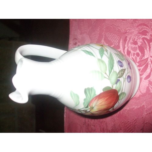 Pichet En Porcelaine
