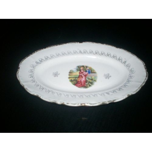 Petit Plat Ancien En Porcelaine D'art D' Annet