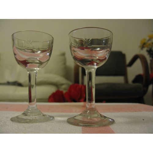 Duo Deverres À Liqueur À Pied Motif Pomme