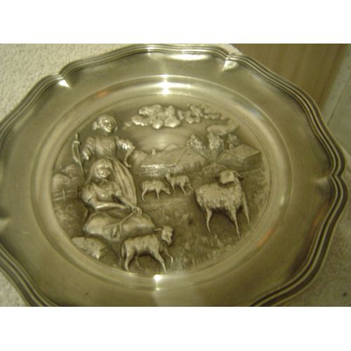 Assiette Deco Bergère En Etain