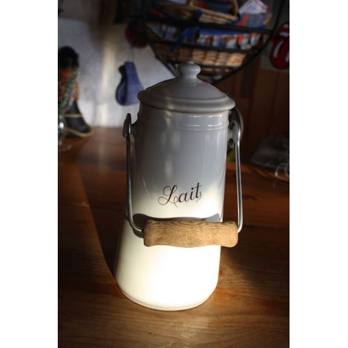 Pot A Lait