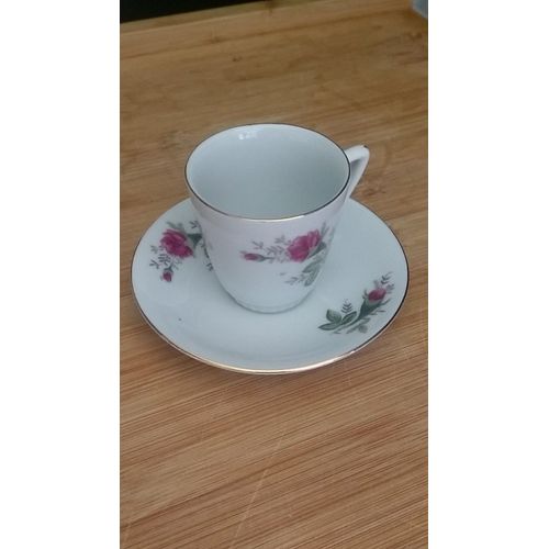 Tasse A Cafe Avec Soucoupe