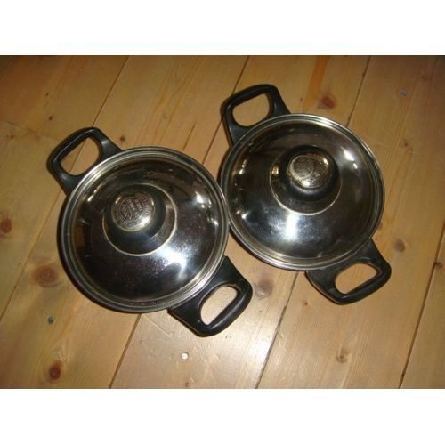 Lot De Deux Cocottes Avec Couvercle