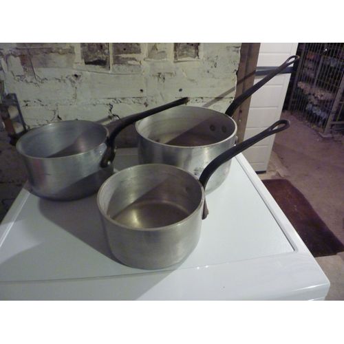 Lot De 3 Casseroles Professionel En Alu Épais Pur 17,20 Et 24cm