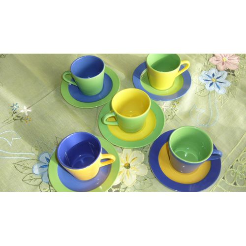 Lot De Tasses Et Soucoupes Colorés