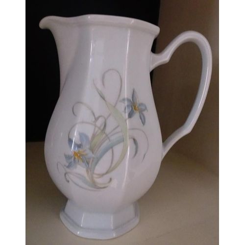 Pot À Eau Ou À Lait En Veritable Porcelaine De Sologne Numéroté