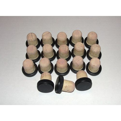 Lot De 18 Bouchons Liège