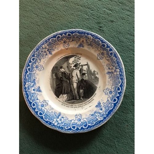 Assiette En Faience Du 19ème Siècle - Creil Et Montereau