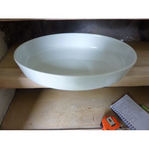 Plat À Four Oval En Terre Blanc 39 * 26