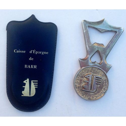 Décapsuleur Caisse D'epargne De Barr Avec Pochette Noire