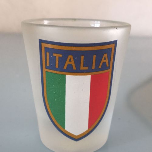 Petit Verre A Shoot Avec Drapeau Italien