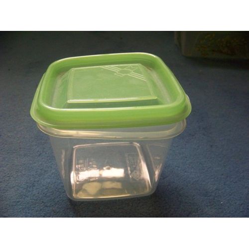 Boites Plastique Carrée Couvercle Vert