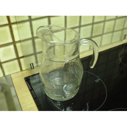 Carafe À Eaux En Verre