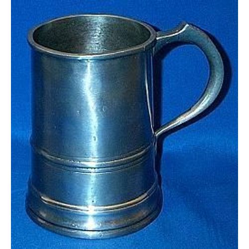 Chope Rustique En Étain 1 Litre H: 15cm Battue Et Assemblée À La Main