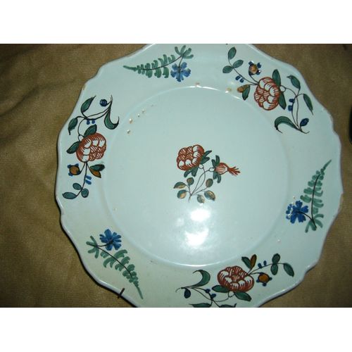Assiette Ancienne Décorative - R Au Dos