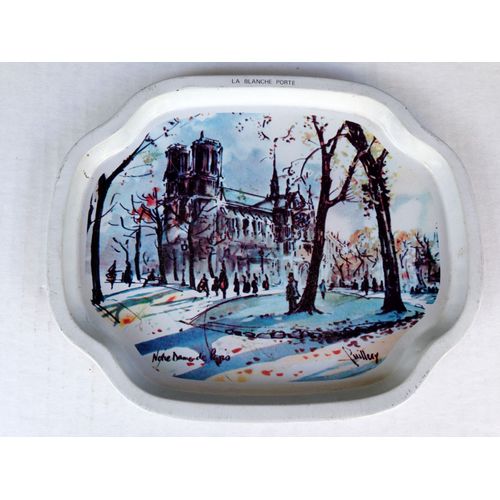 Petit Plateau De Marque Blanche Porte