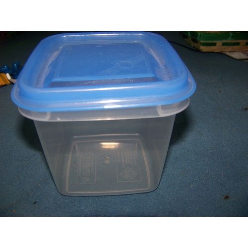 Boites Plastique Carrée