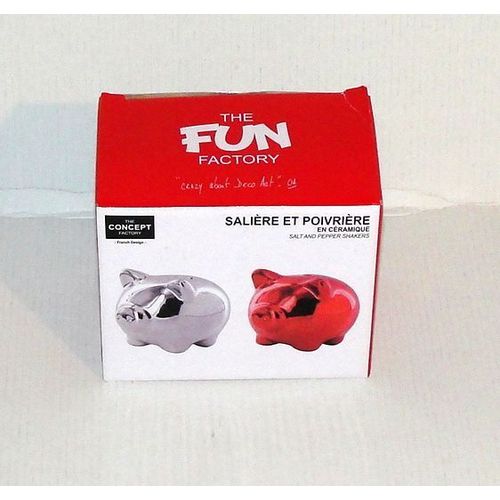 Saliere Et Poivriere Duo De Cochon En Ceramique The Concept Factory Couleur Argenté Et Rouge Brillant