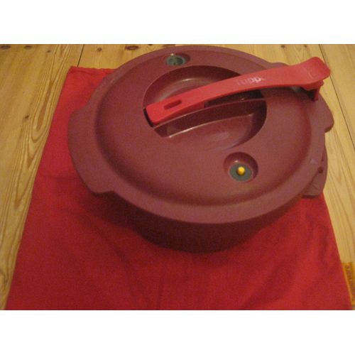 Micro Minute Tupperware (Avec Son Pochon)