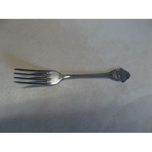 1 Petite Fourchette