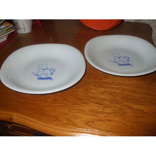 2 Assiettes En Porcelaine