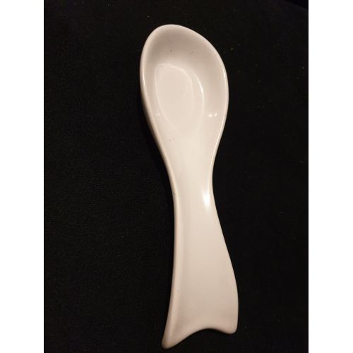 Repose Cuillère En Porcelaine Blanche