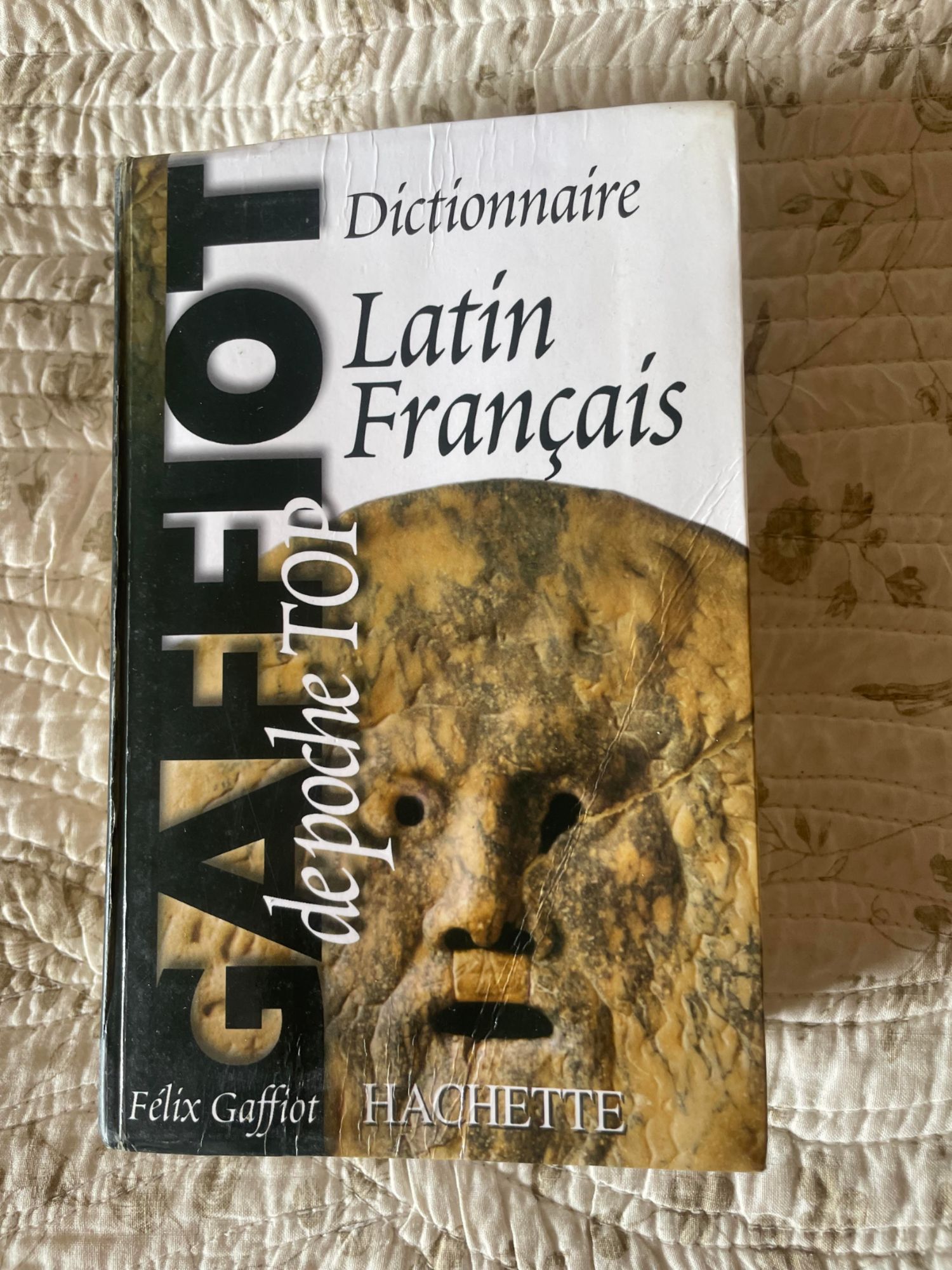 洋書 Le Grand GAFIO Latin Francais HACHETTE Amazon.com: Dictionnaire latin-francais : Le grand Gaffiot