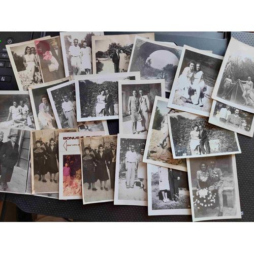 Lot De 20 Photos Anciennes : Couples Homme-Femme / Annees 1940/1960