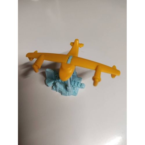 Kinder Figurine Avion