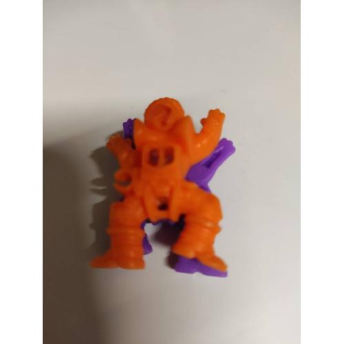 Kinder Figurine Personnage Orange Et Violet