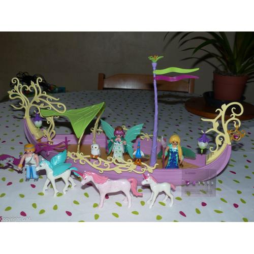 Lot Playmobil Le Grand Bateaux Des Fees +  Licornes Etc 