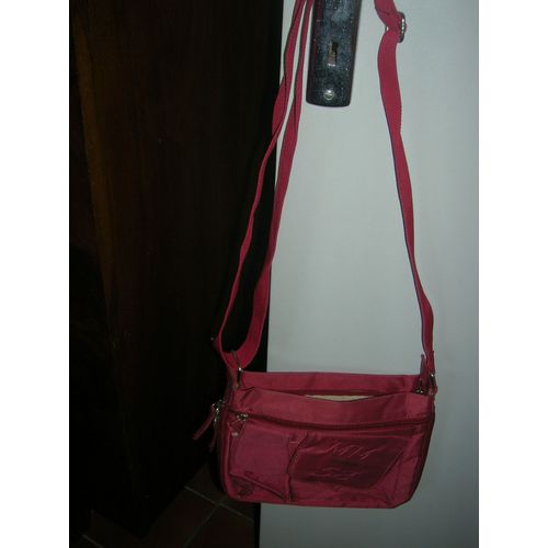 Pochette Maxmum Toile Rouge 23 X 19 Cm.