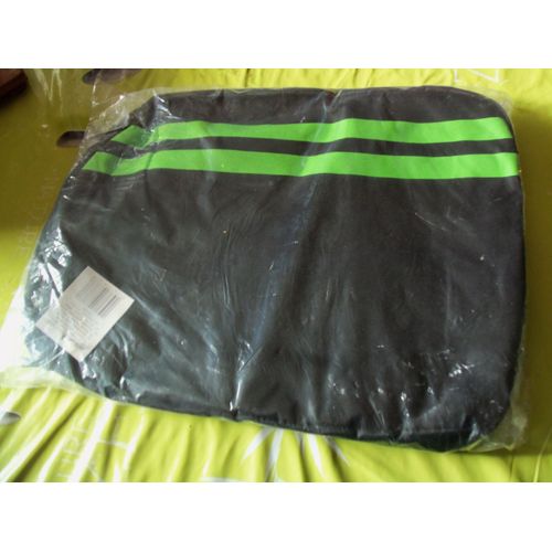 Sac À Dos Noir Avec Rayures Vertes