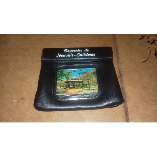 Porte Monnaie " Souvenir De Nouvelle-Calédonie"