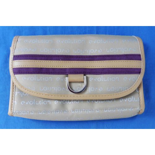 Portefeuille Beige Multipoche. Evolution. Polyester. 14 X 23 X 6 Cm