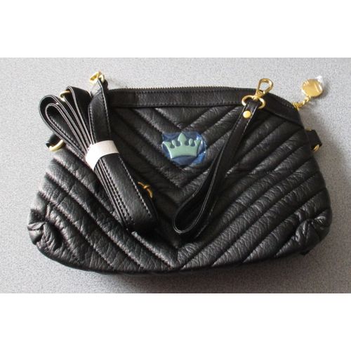 Sac À Main My Lady - Matière Souple Effet Chevrons 100% Polyuréthane Noir - Intérieur Doublé 100%Polyester Avec 3 Petites Poches - Poignée Latérale Et Bandoulière - Petite Couronne Dorée Posée Devant