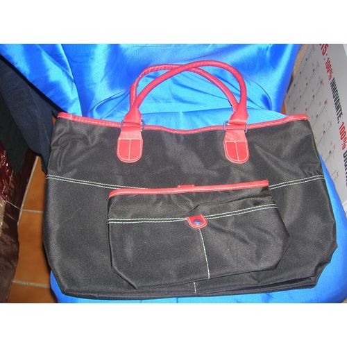 Sac À Main 42 X 28 Cm Et Pochette 24 X 15 Cm.