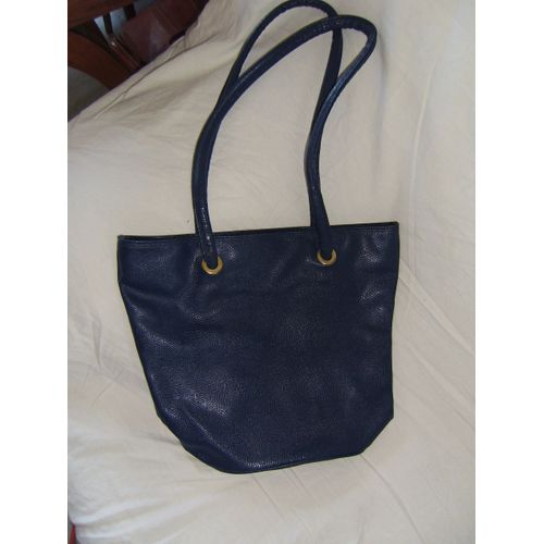 Sac À Main Avec De Longues Anses